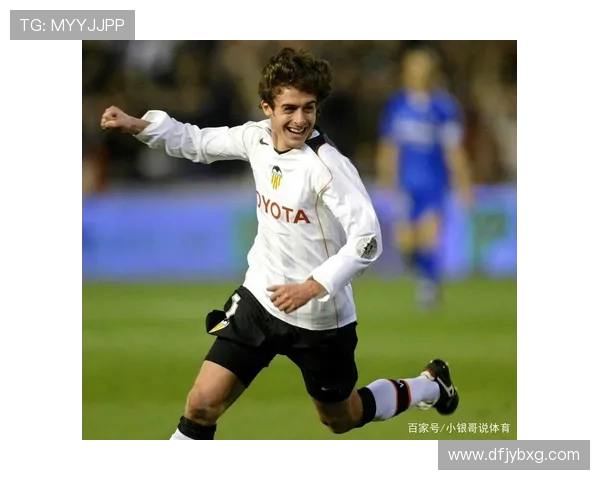 1月出生的足球球星盘点:从传奇到新星的跨世代荣耀与成就 1月出生的足球球星盘点:从传奇到新星的跨世代荣耀与成就