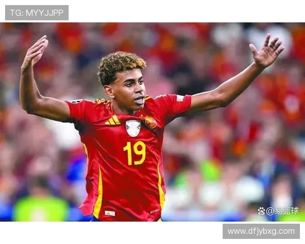 1992年横空出世的足球巨星如何在绿茵场上书写辉煌传奇 1992年横空出世的足球巨星如何在绿茵场上书写辉煌传奇