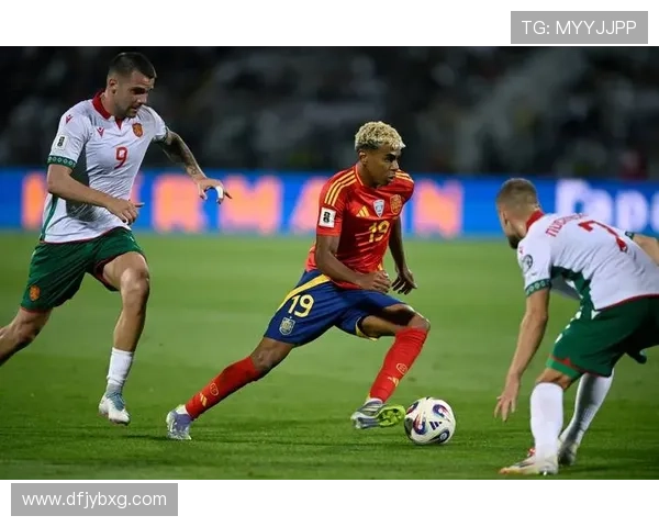 控制足球赛场风云的超级巨星解析他如何统治比赛成为世界之巅 控制足球赛场风云的超级巨星解析他如何统治比赛成为世界之巅