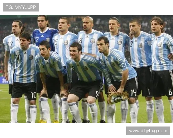 过去十年足球场上的顶级球星 谁是最耀眼的传奇之星